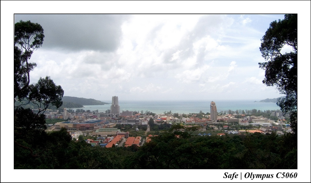 2006 - 07 - Phuket - Patong baie vue de benilux 03